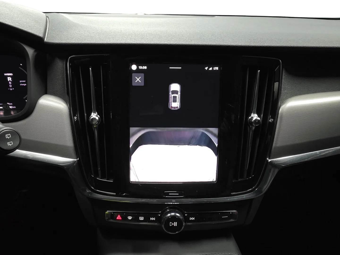 Autokuva 13 - JNE-456