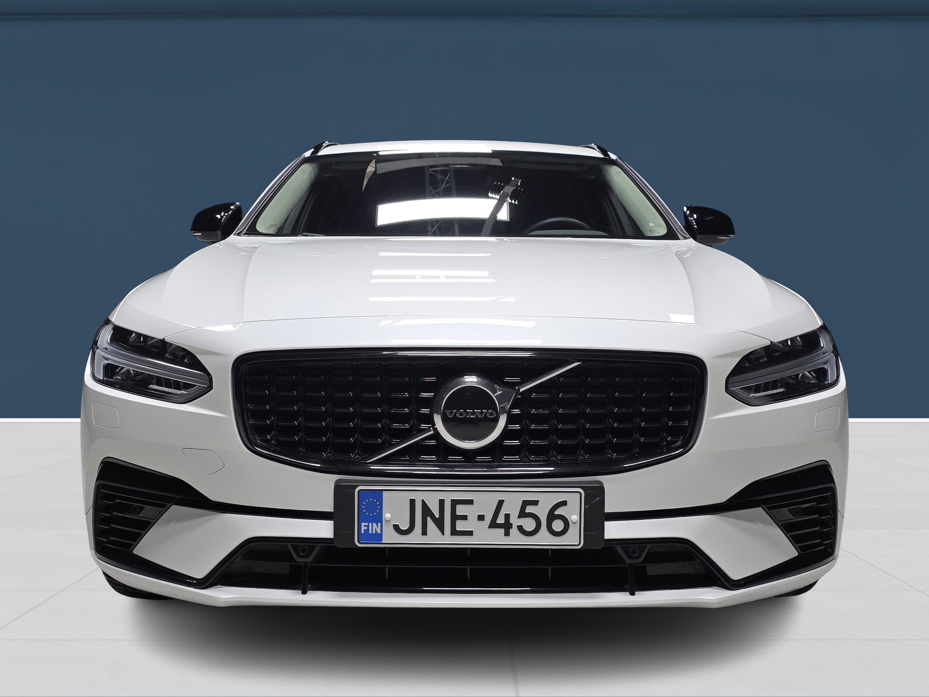 Volvo V90 2024, photo 2/17