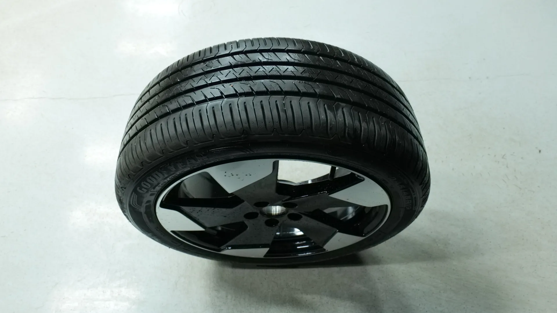 Autokuva 19 - JNI-217