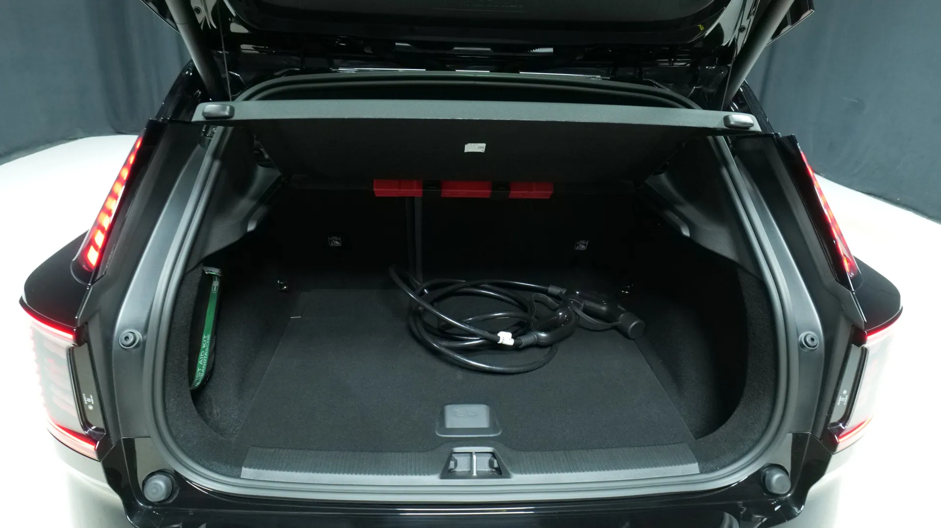 Autokuva 15 - JNI-217