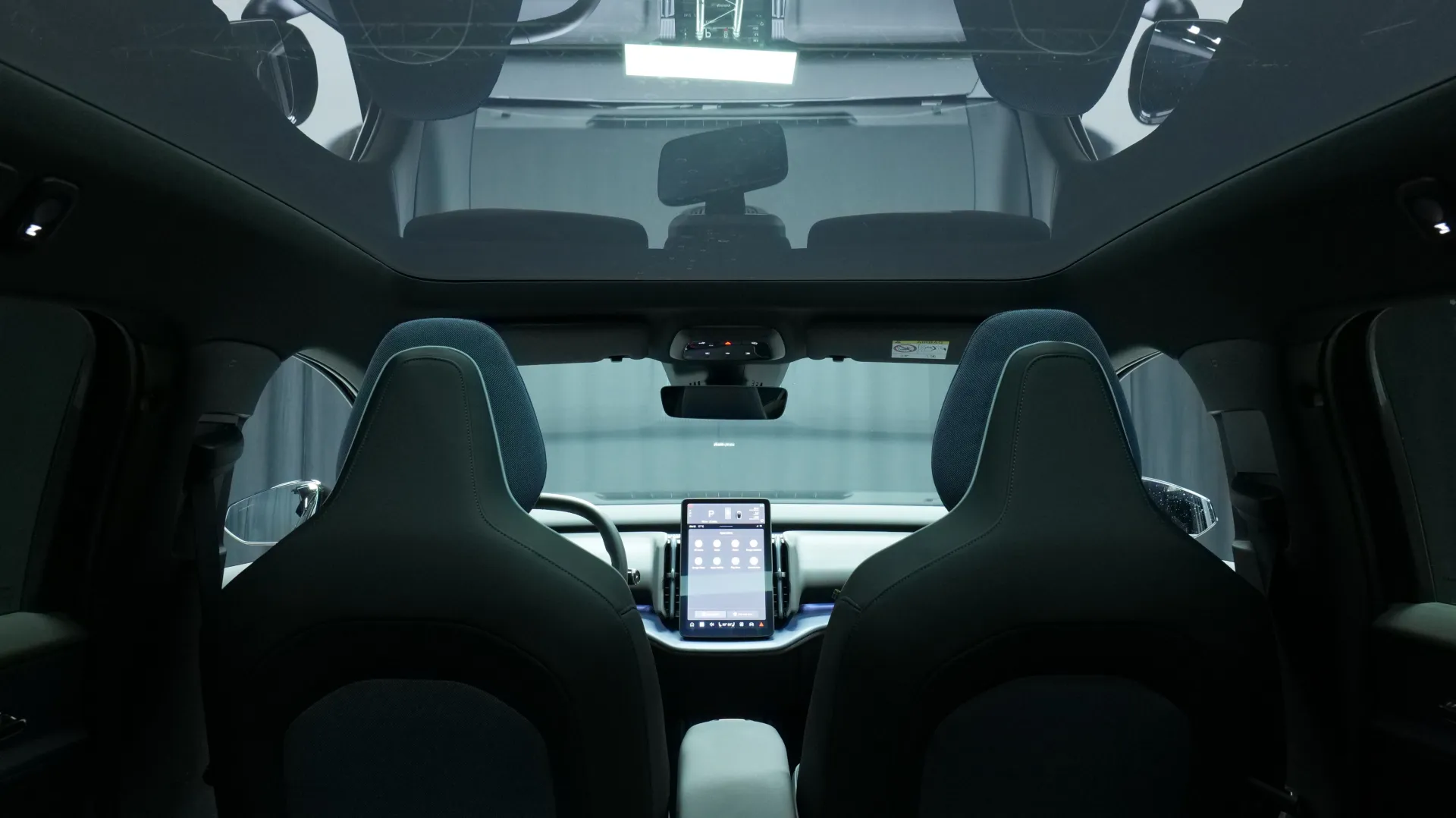 Autokuva 16 - JNI-217