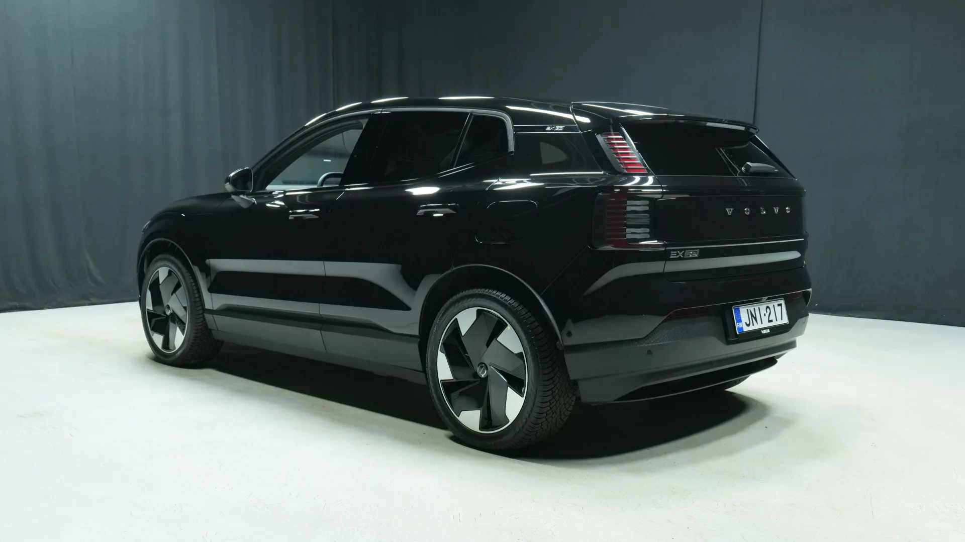 Autokuva 2 - JNI-217