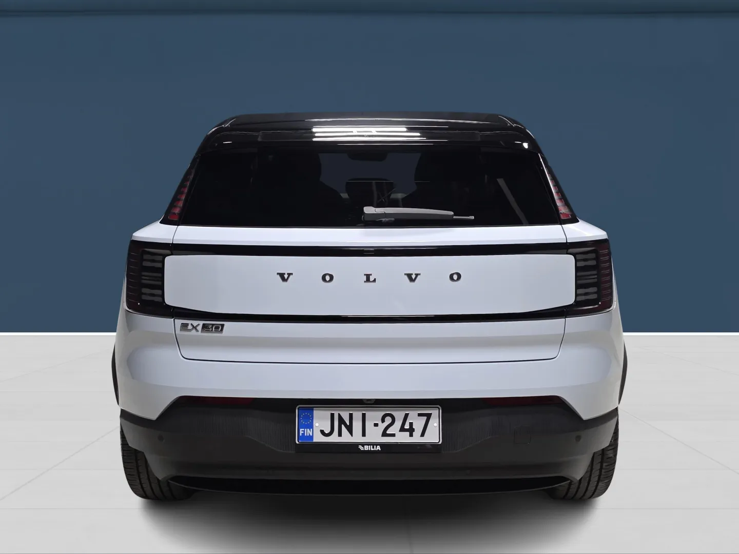 Autokuva 5 - JNI-247