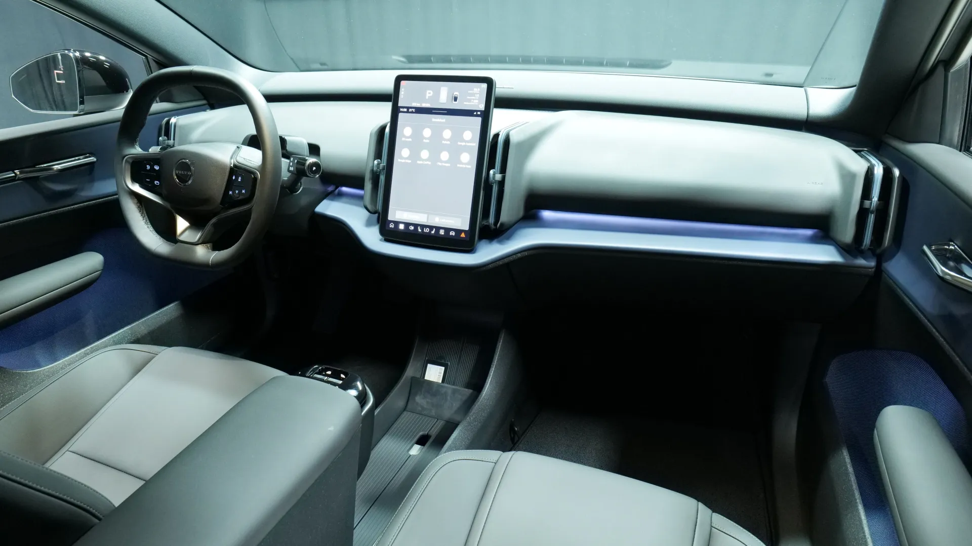 Autokuva 15 - JNI-249