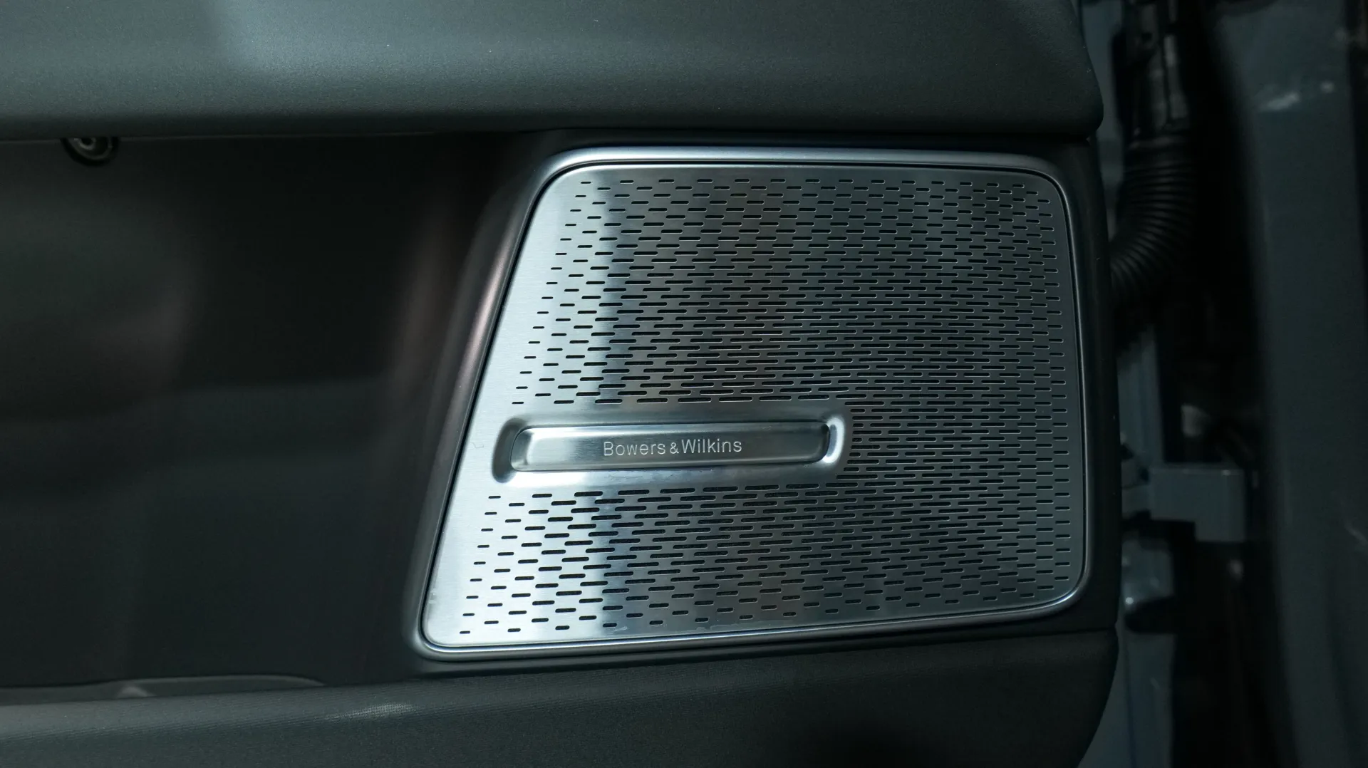 Autokuva 13 - JNJ-534