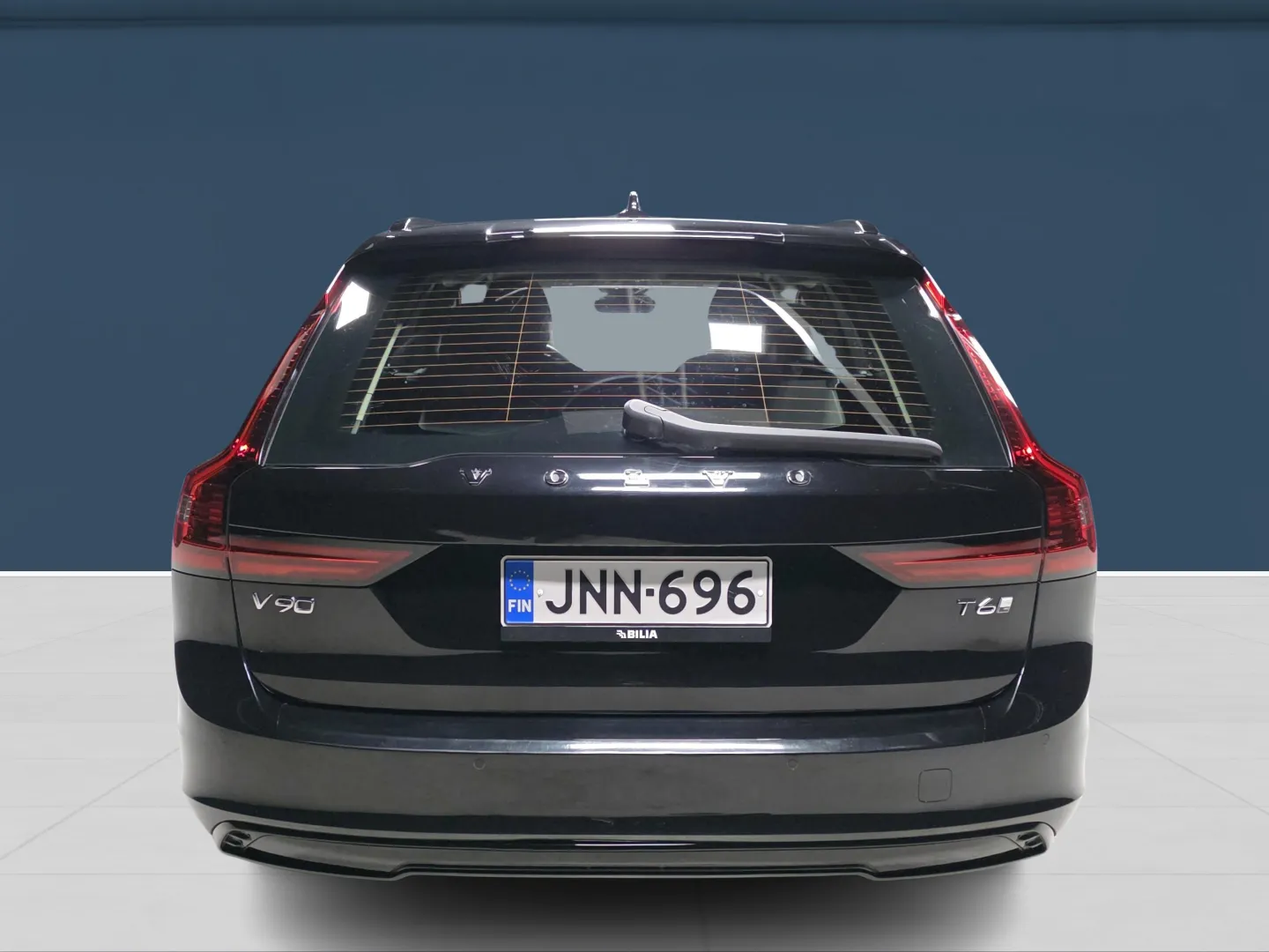 Autokuva 5 - JNN-696