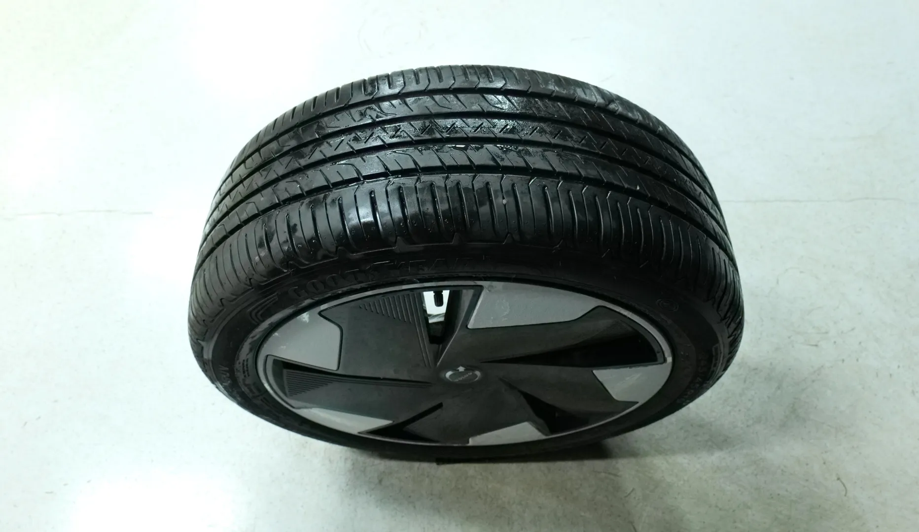 Autokuva 20 - JNO-175