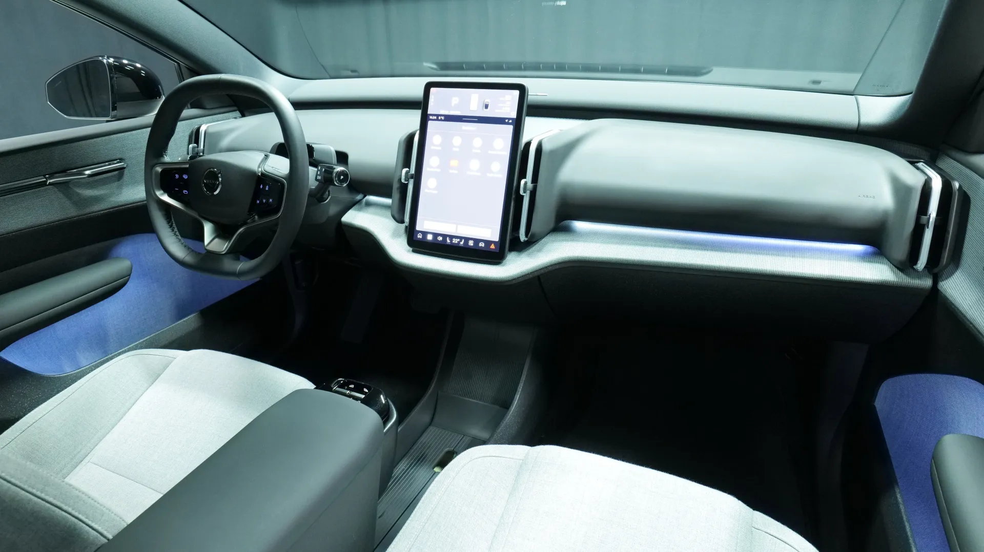 Autokuva 18 - JNO-175