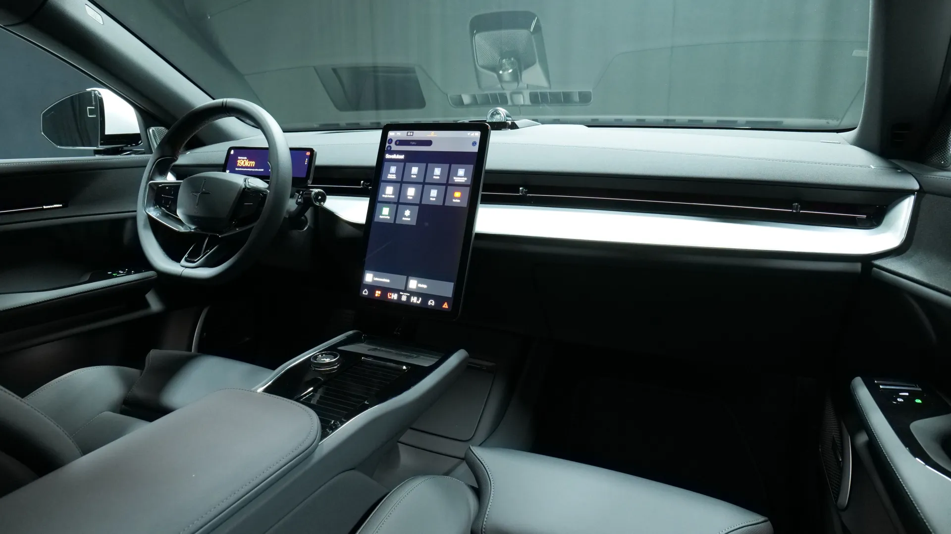 Autokuva 18 - JNT-569