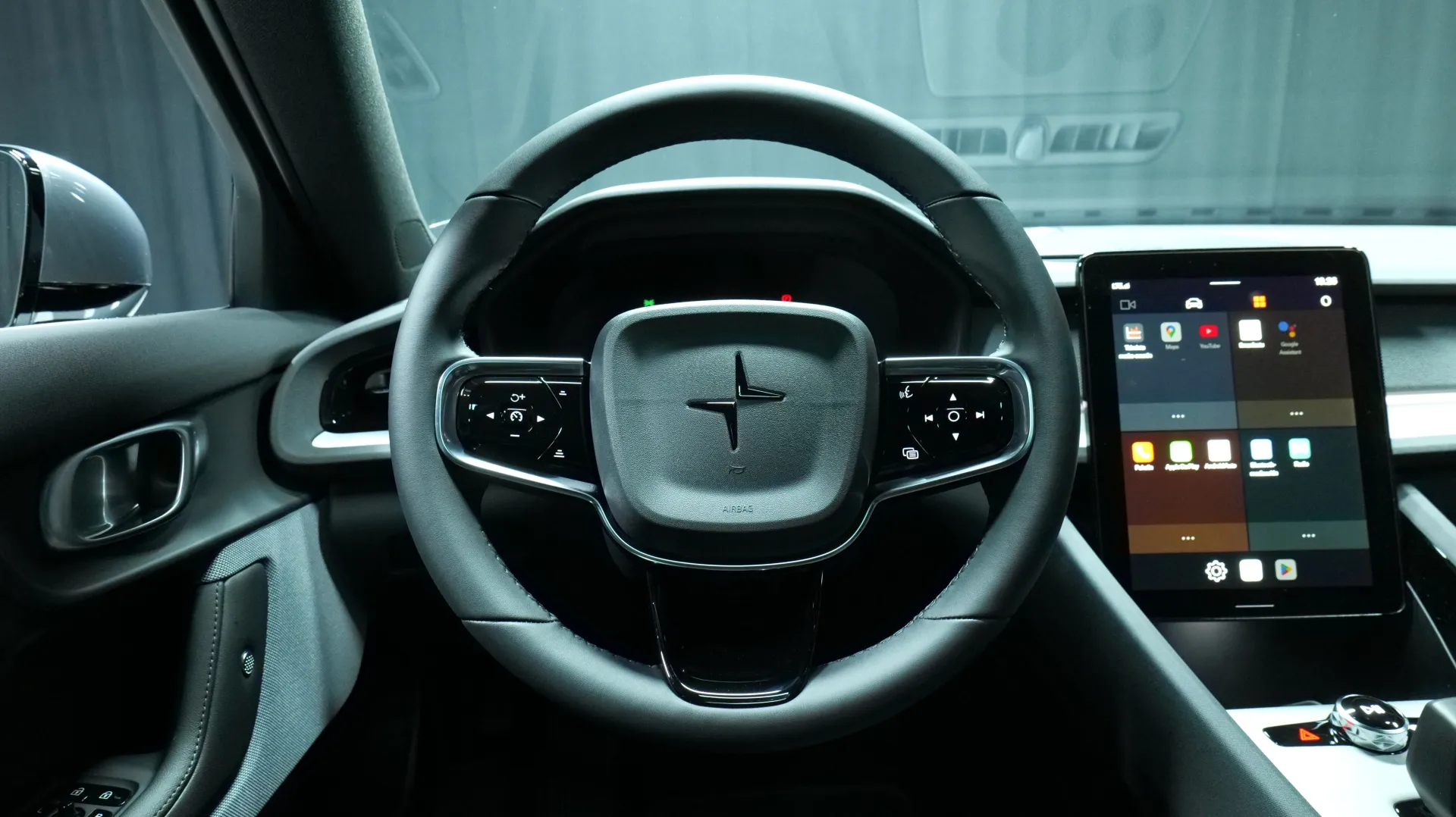 Autokuva 14 - JNT-570