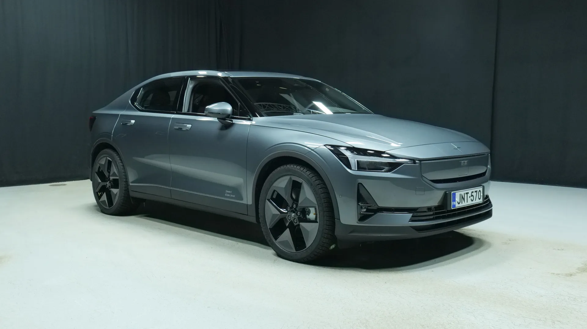 Autokuva 5 - JNT-570