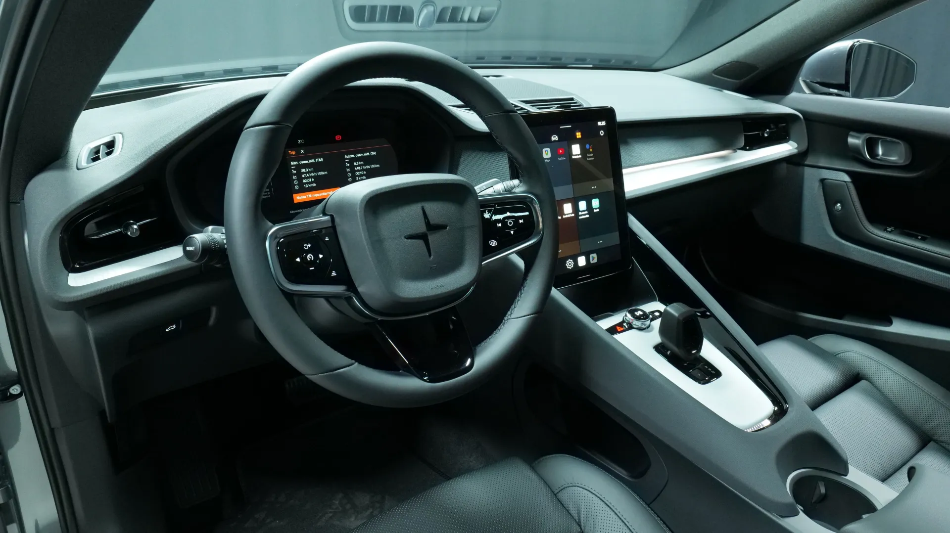 Autokuva 11 - JNT-570