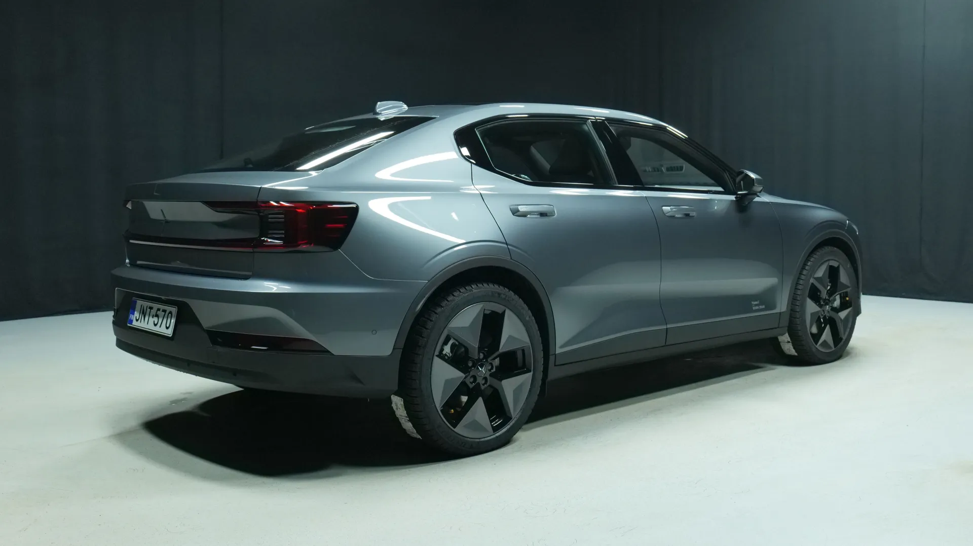 Autokuva 3 - JNT-570