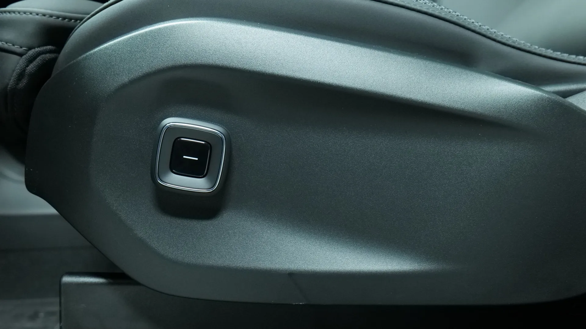 Autokuva 11 - JNT-642