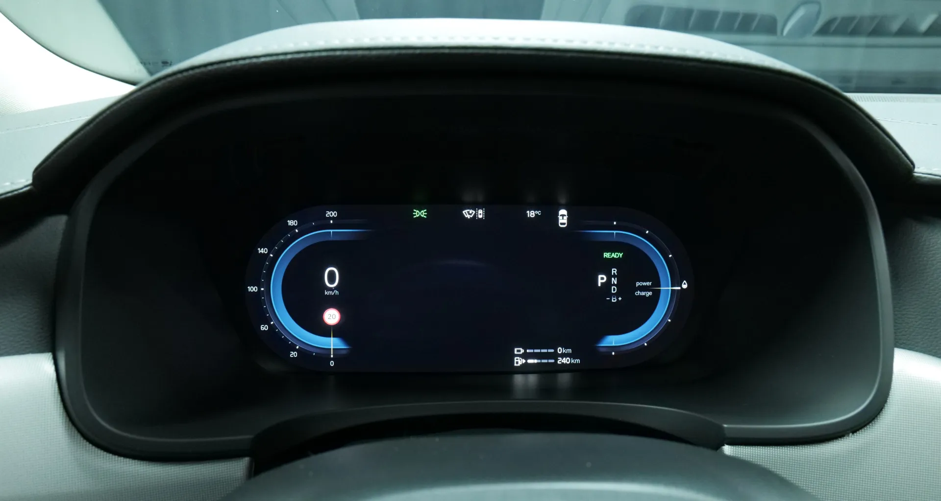 Autokuva 6 - JNU-916