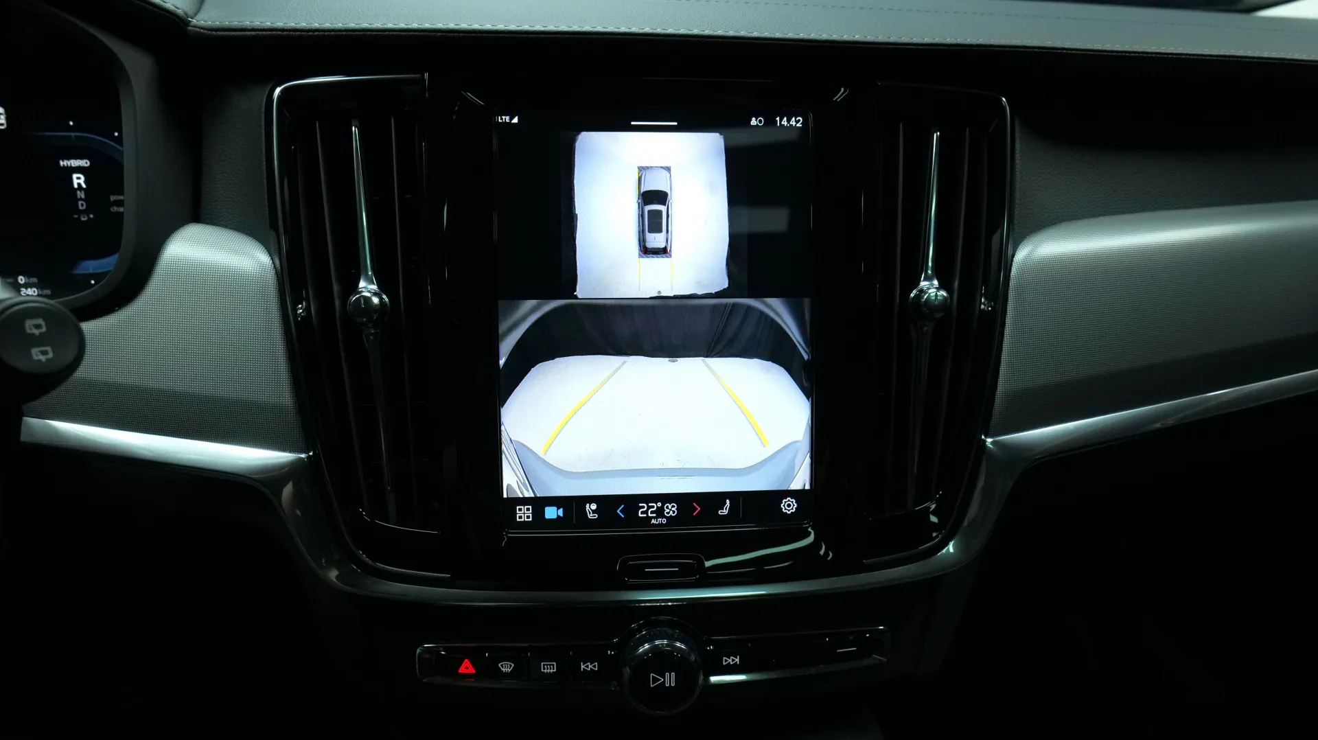 Autokuva 7 - JNU-916