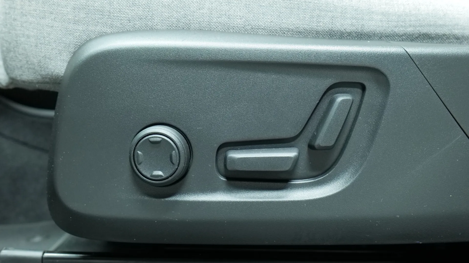 Autokuva 11 - JNY-764