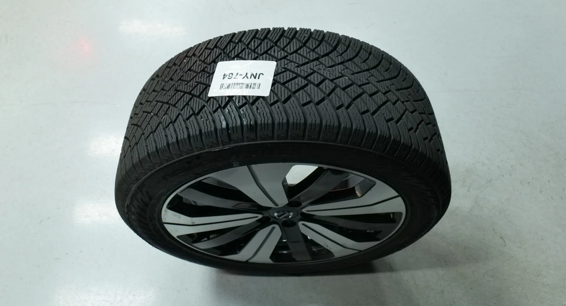 Autokuva 21 - JNY-764