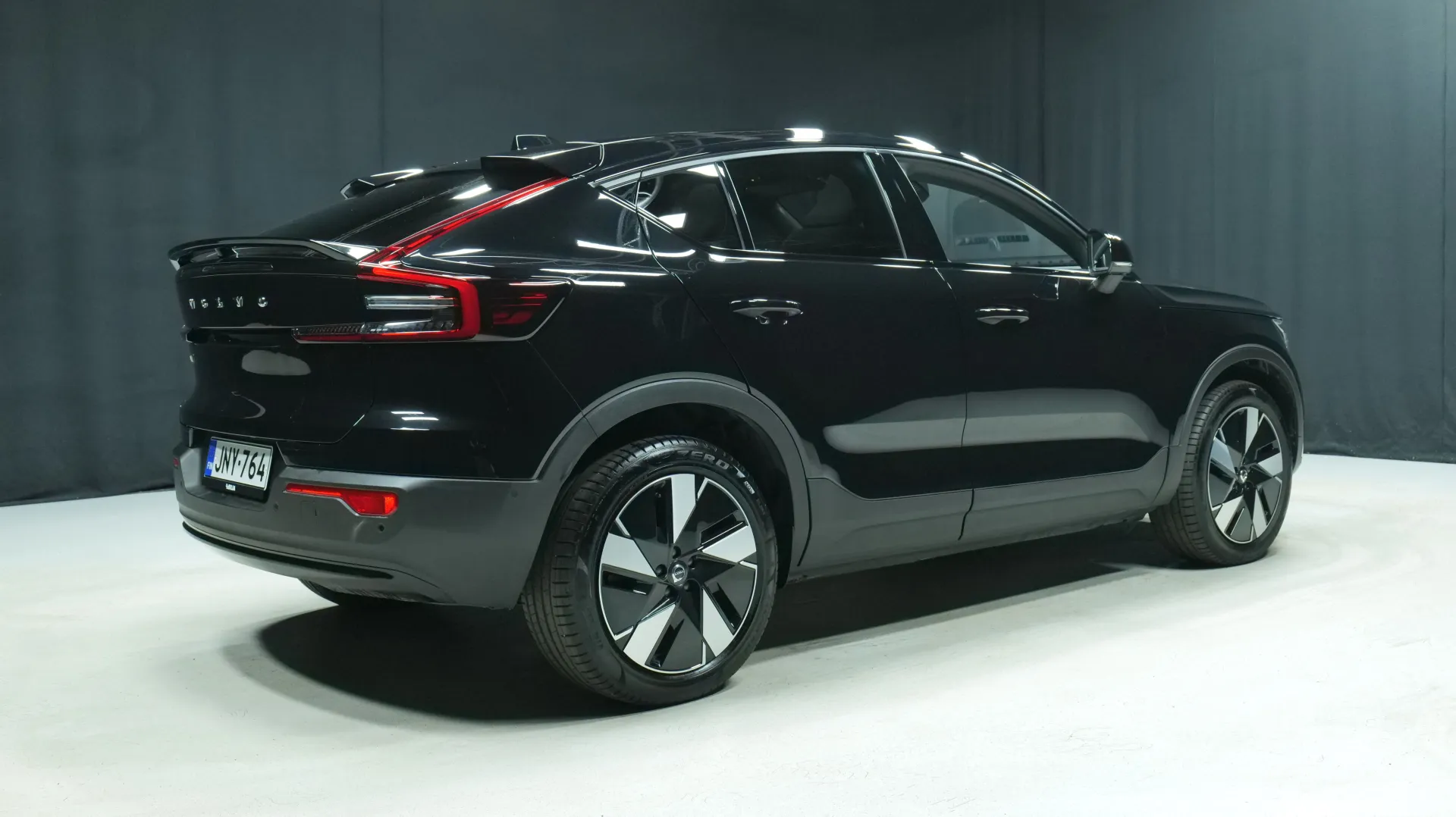 Autokuva 3 - JNY-764