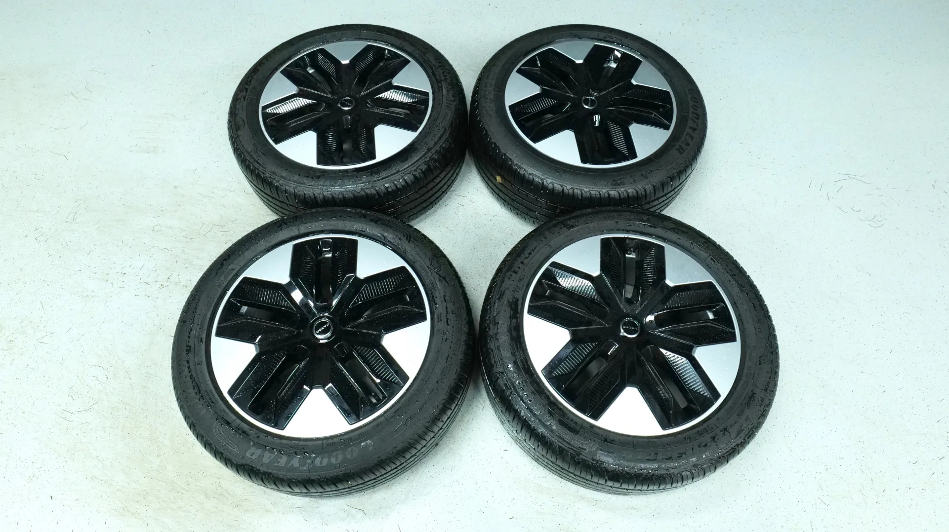 Autokuva 17 - JNZ-543