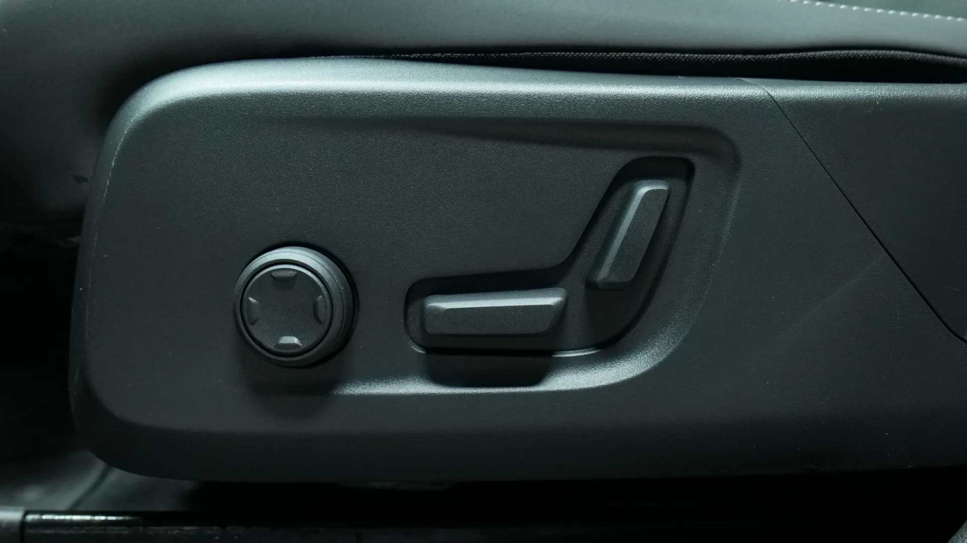 Autokuva 11 - JOB-876