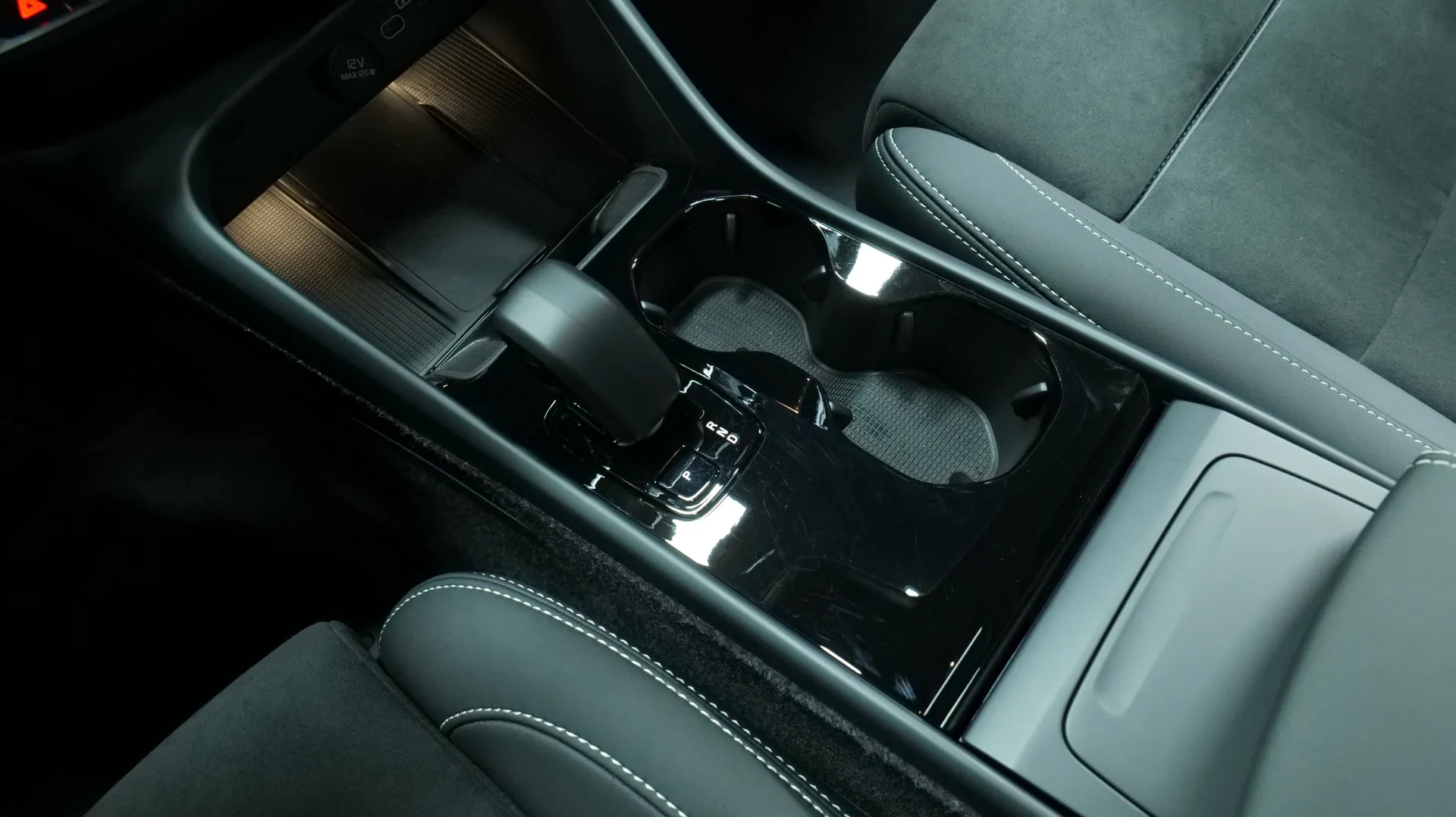 Autokuva 9 - JOB-876