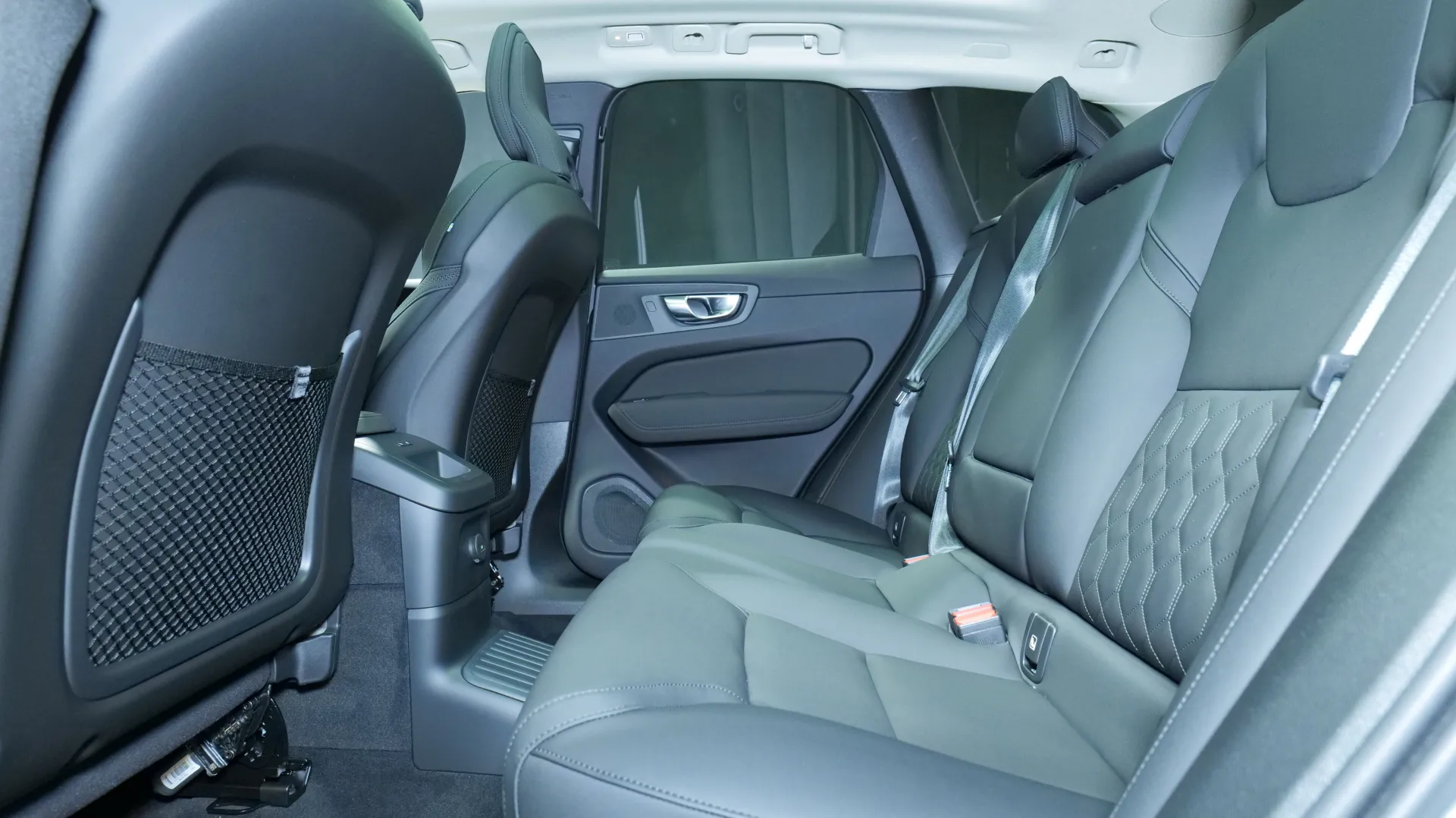 Autokuva 16 - JOG-919