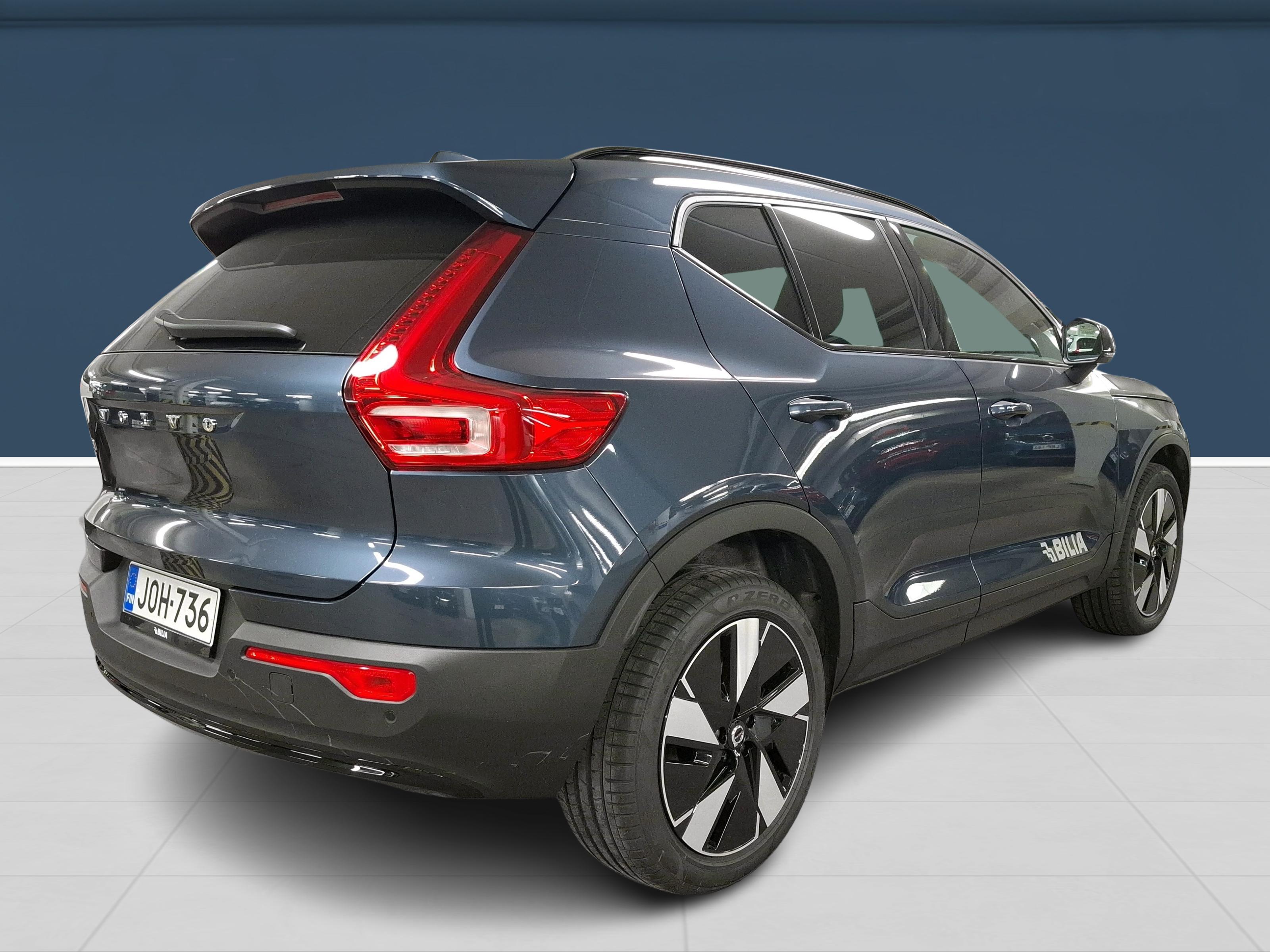 Volvo EX40 Single Plus 2026, photo 4/11