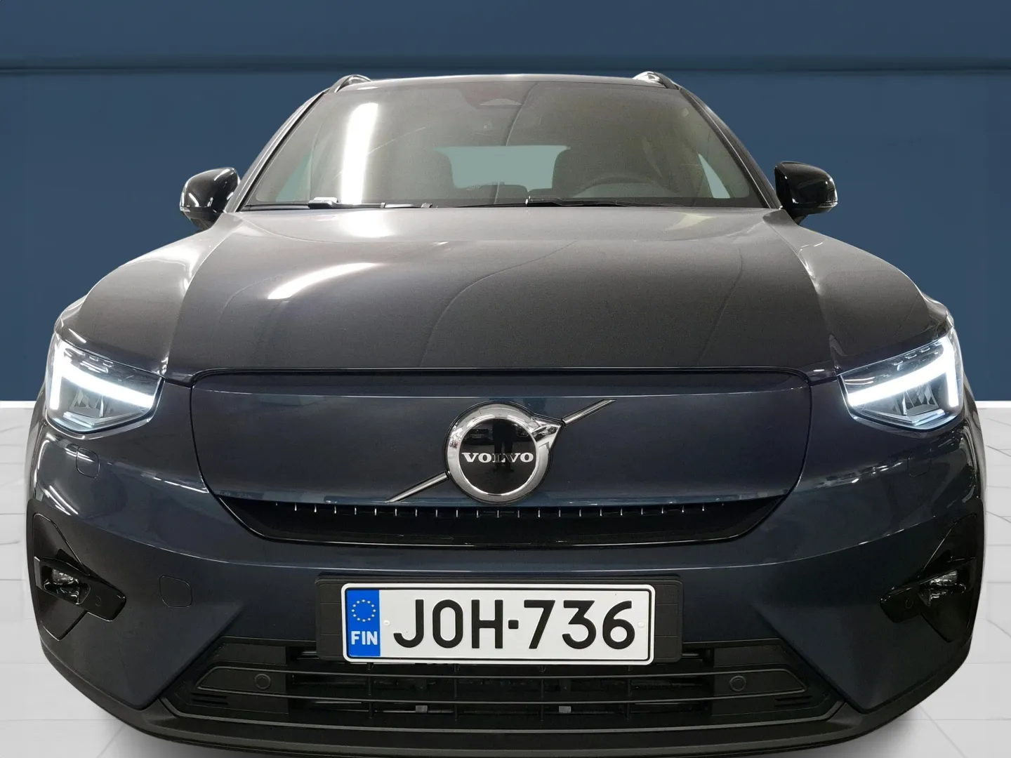 Autokuva 2 - JOH-736
