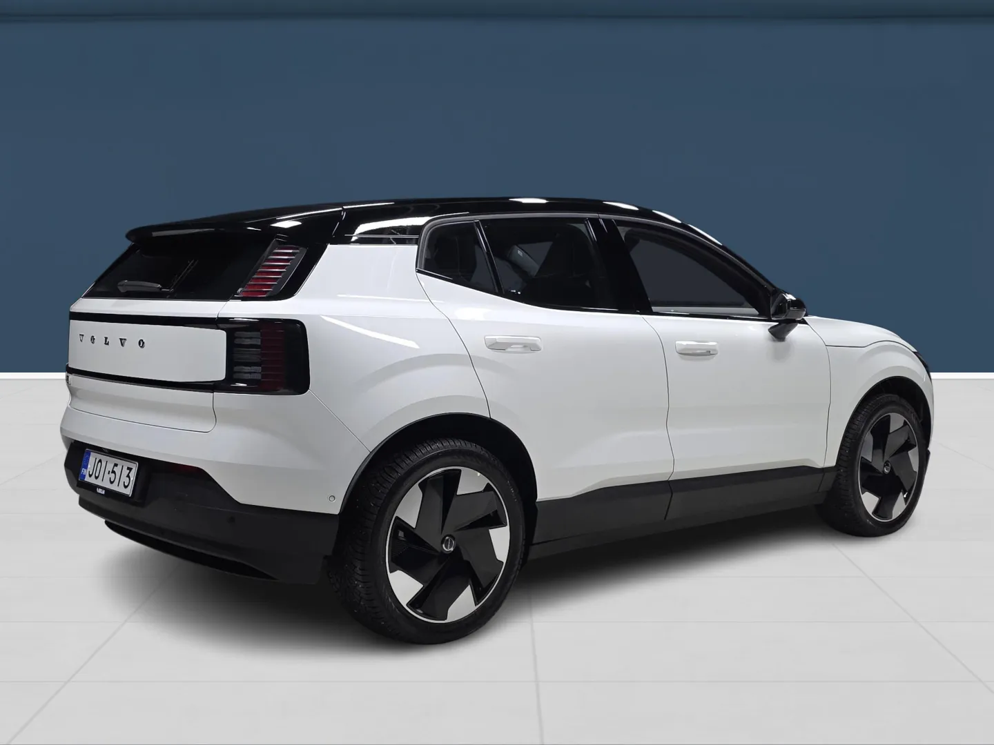 Autokuva 4 - JOI-513