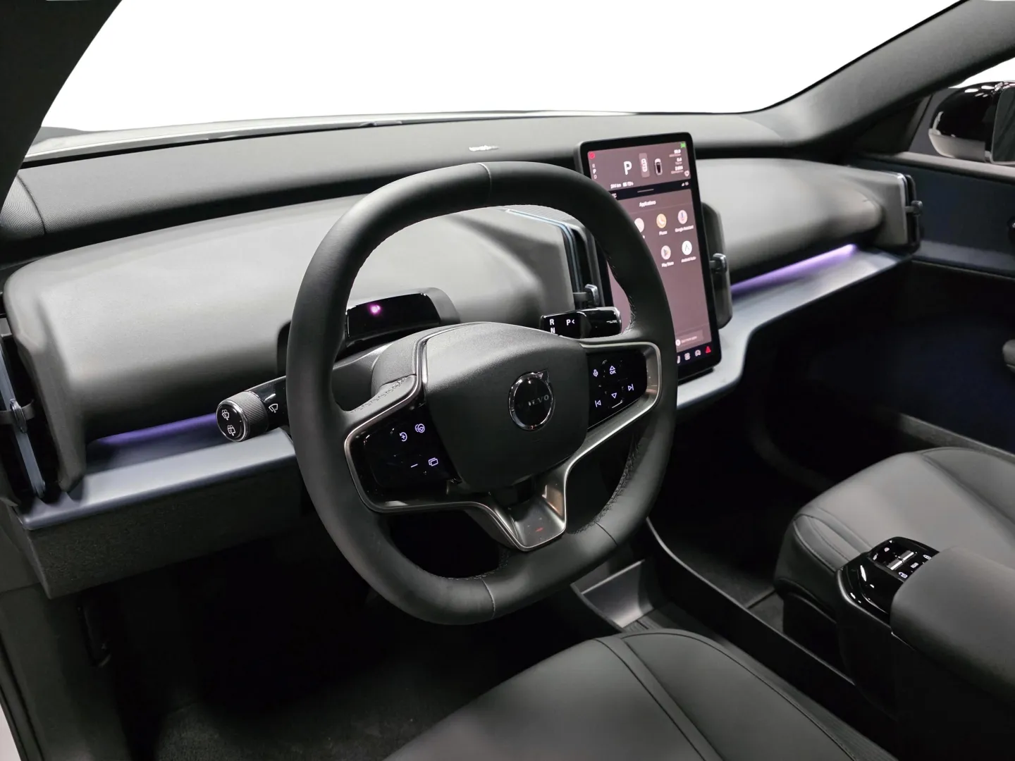 Autokuva 8 - JOI-513