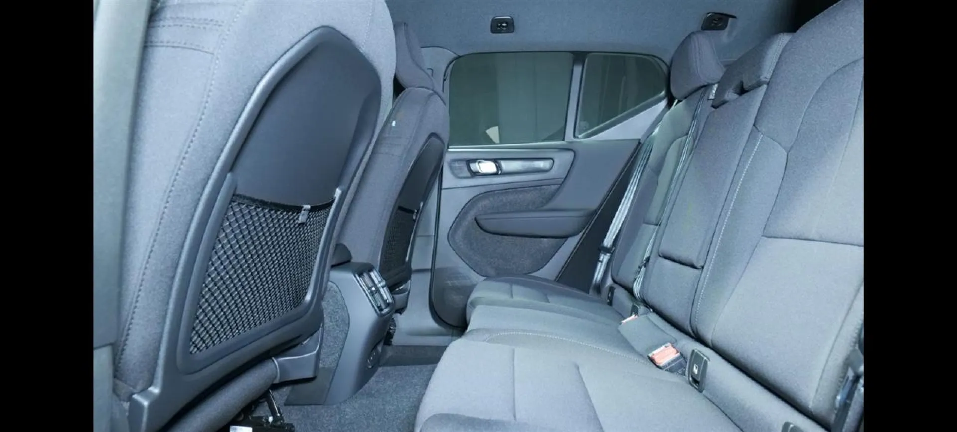 Autokuva 13 - JOJ-411