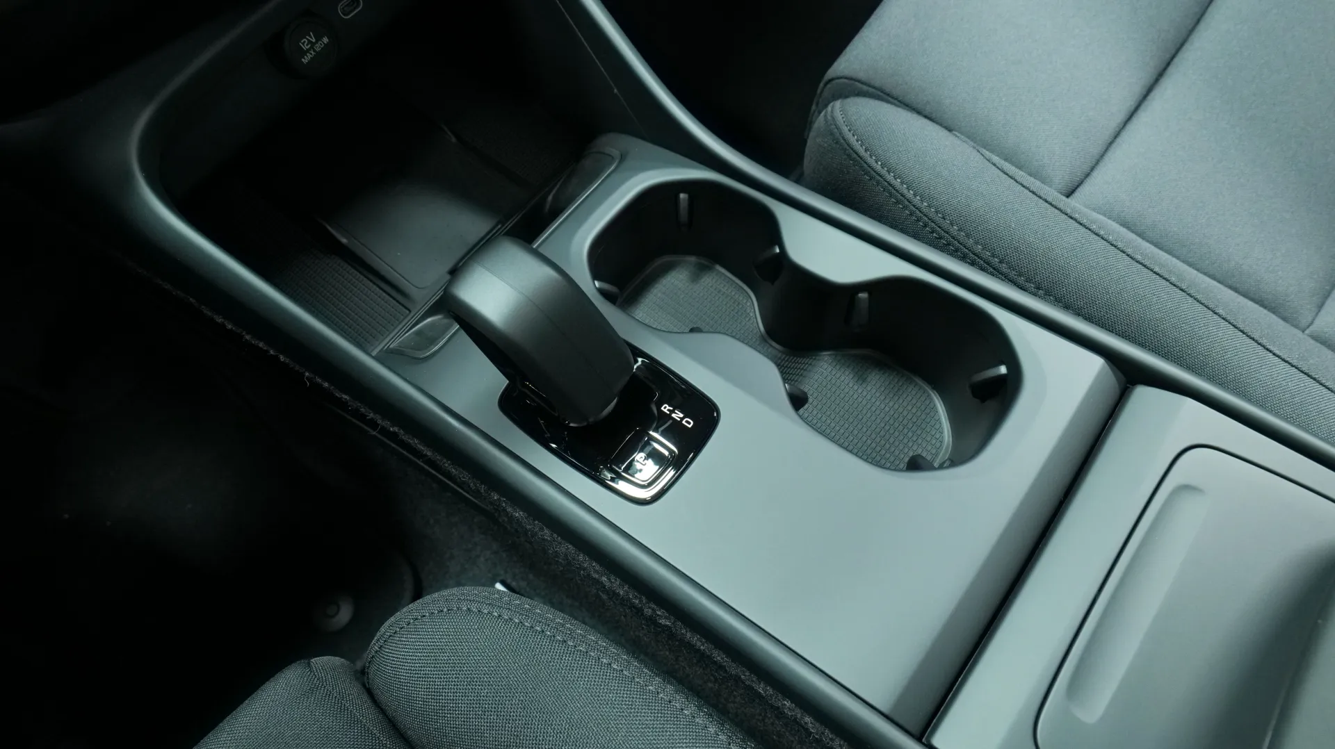 Autokuva 9 - JOL-293