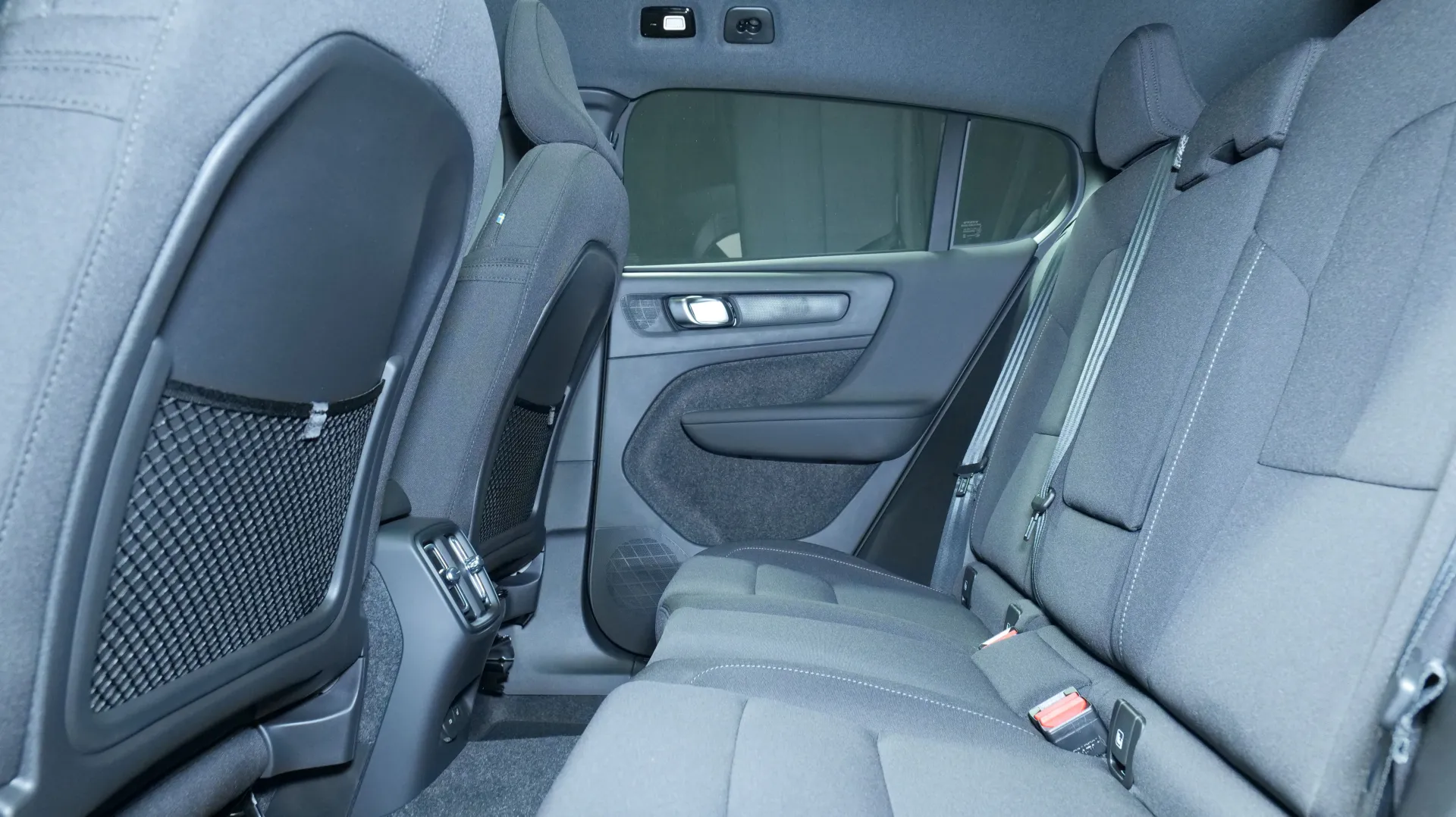 Autokuva 16 - JOL-293