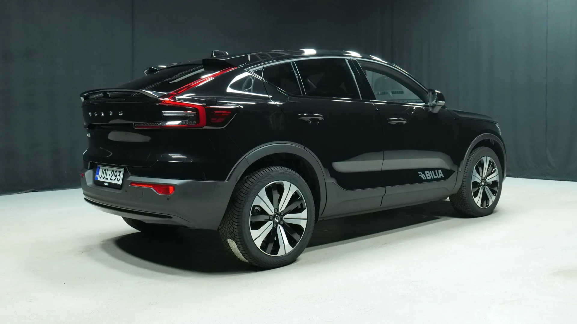 Autokuva 3 - JOL-293