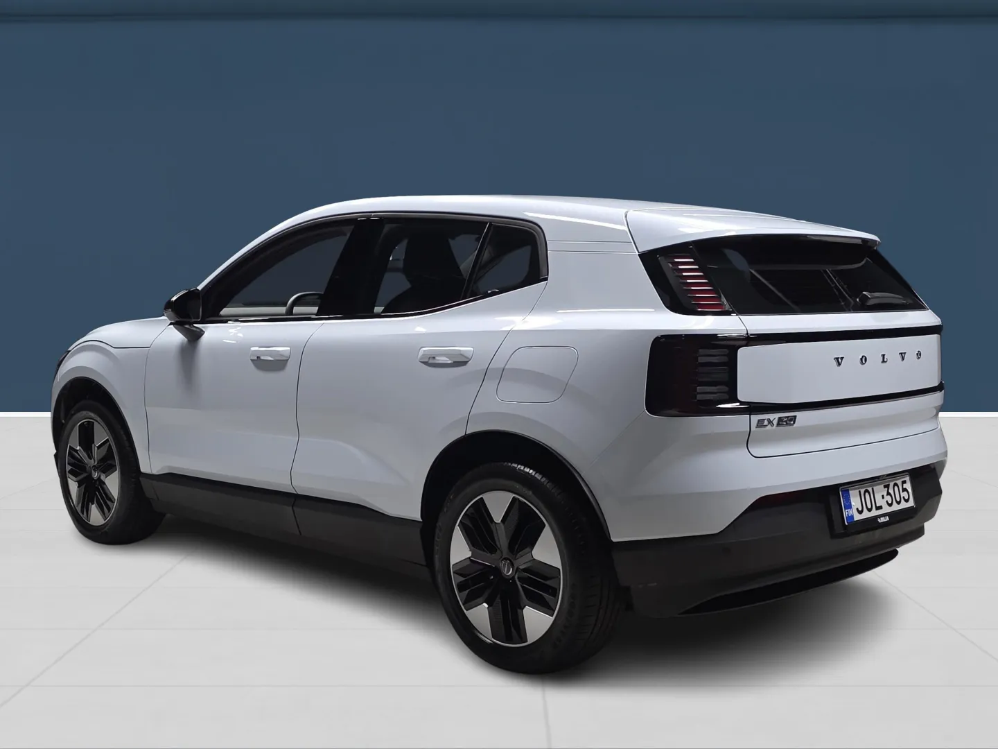 Autokuva 6 - JOL-305