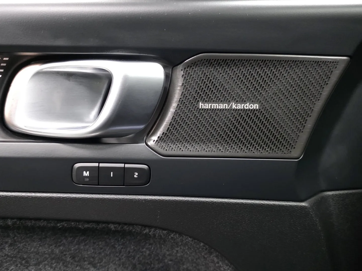 Autokuva 15 - JOL-745