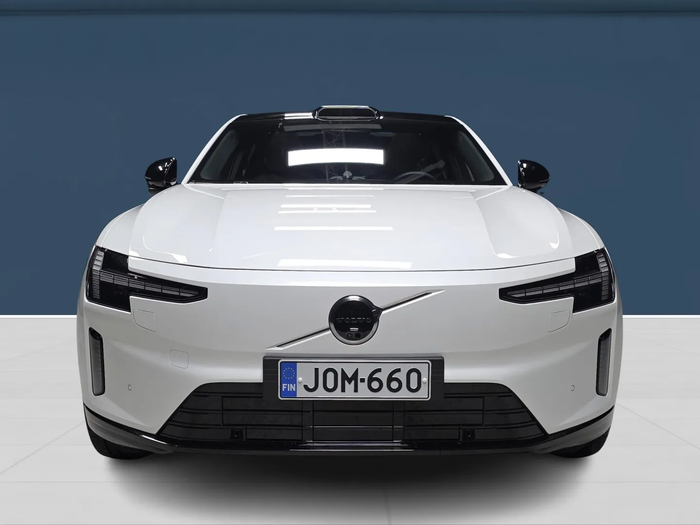 Autokuva 2 - JOM-660