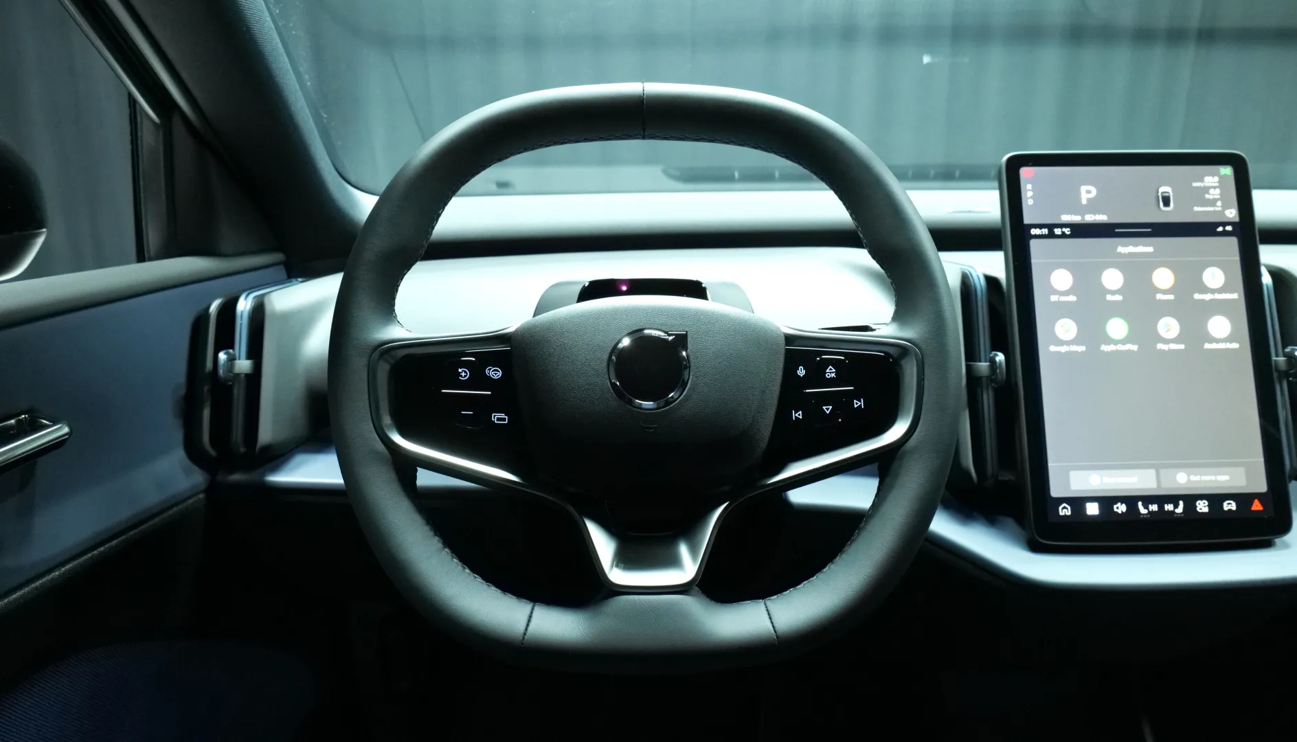 Autokuva 13 - JOM-958