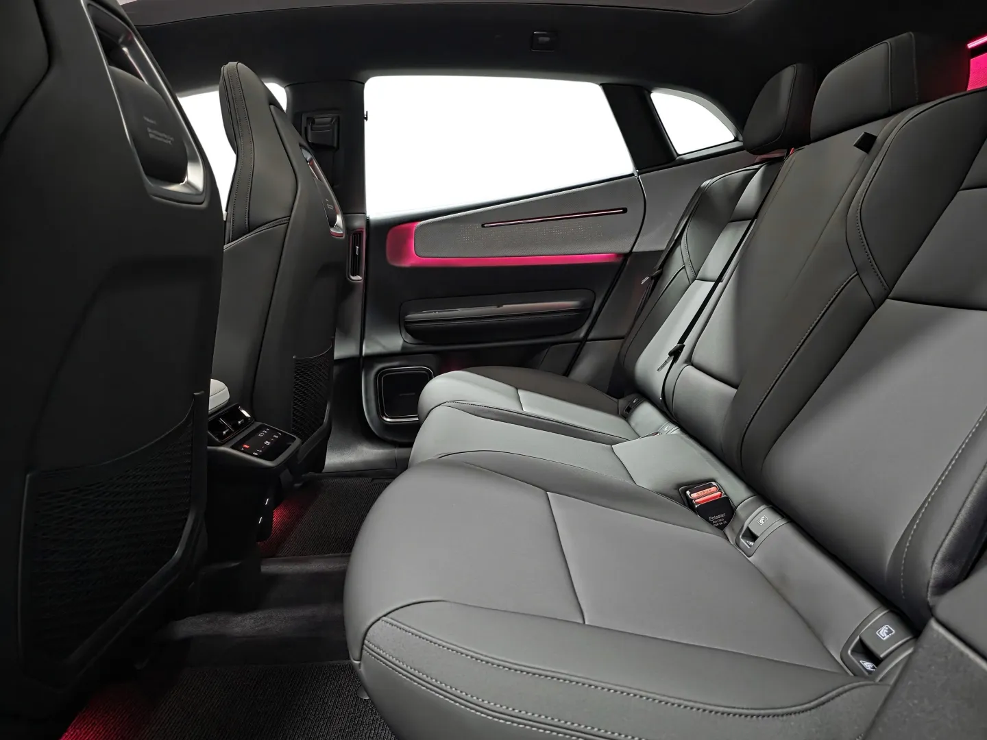 Autokuva 9 - JOP-470