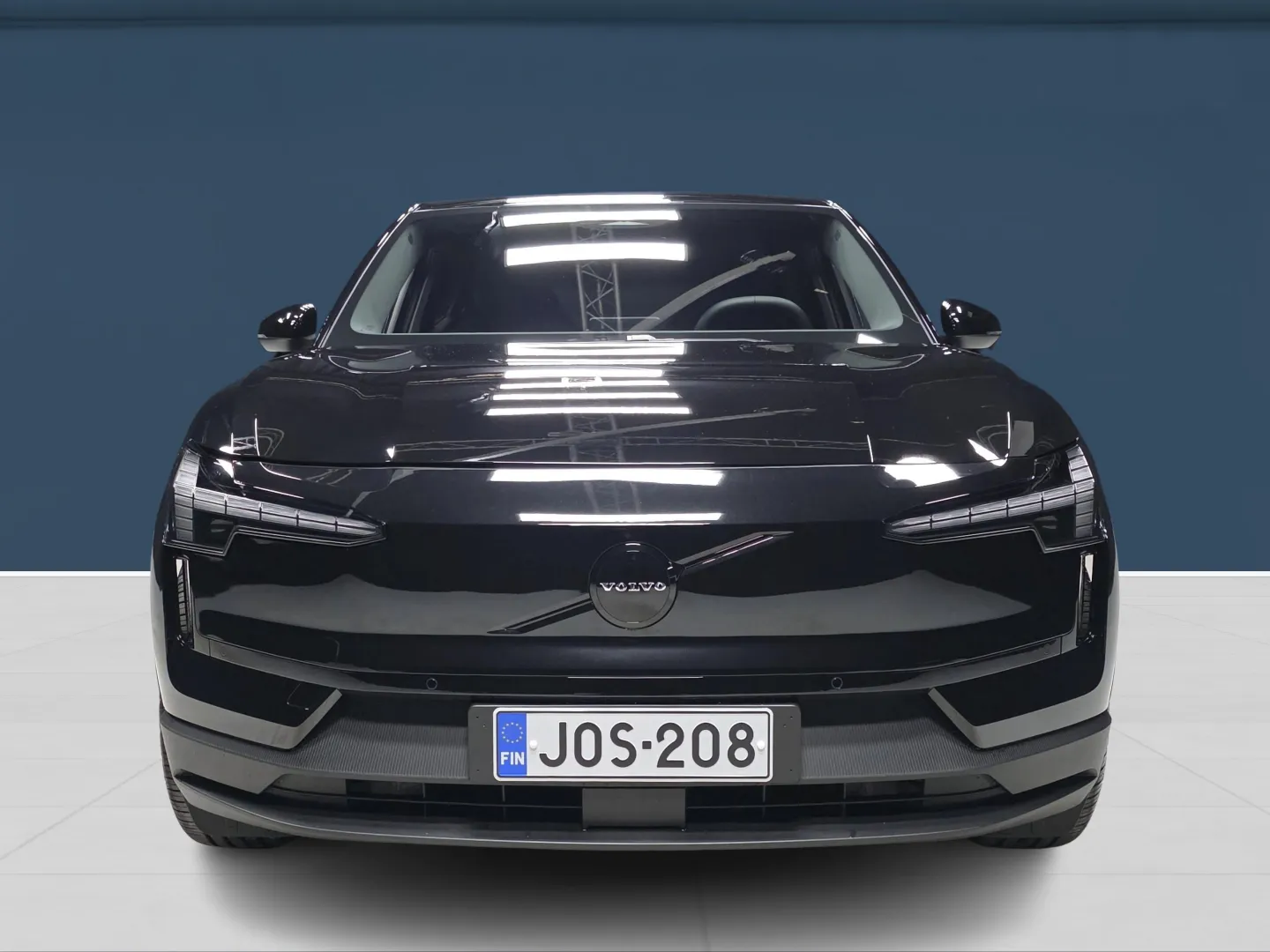 Autokuva 2 - JOS-208