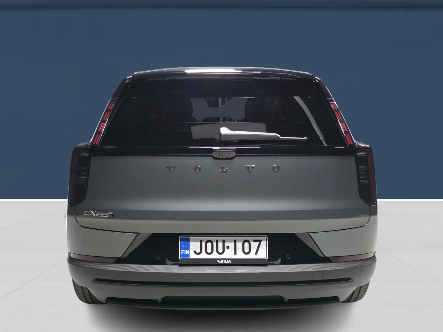Autokuva 5 - JOU-107