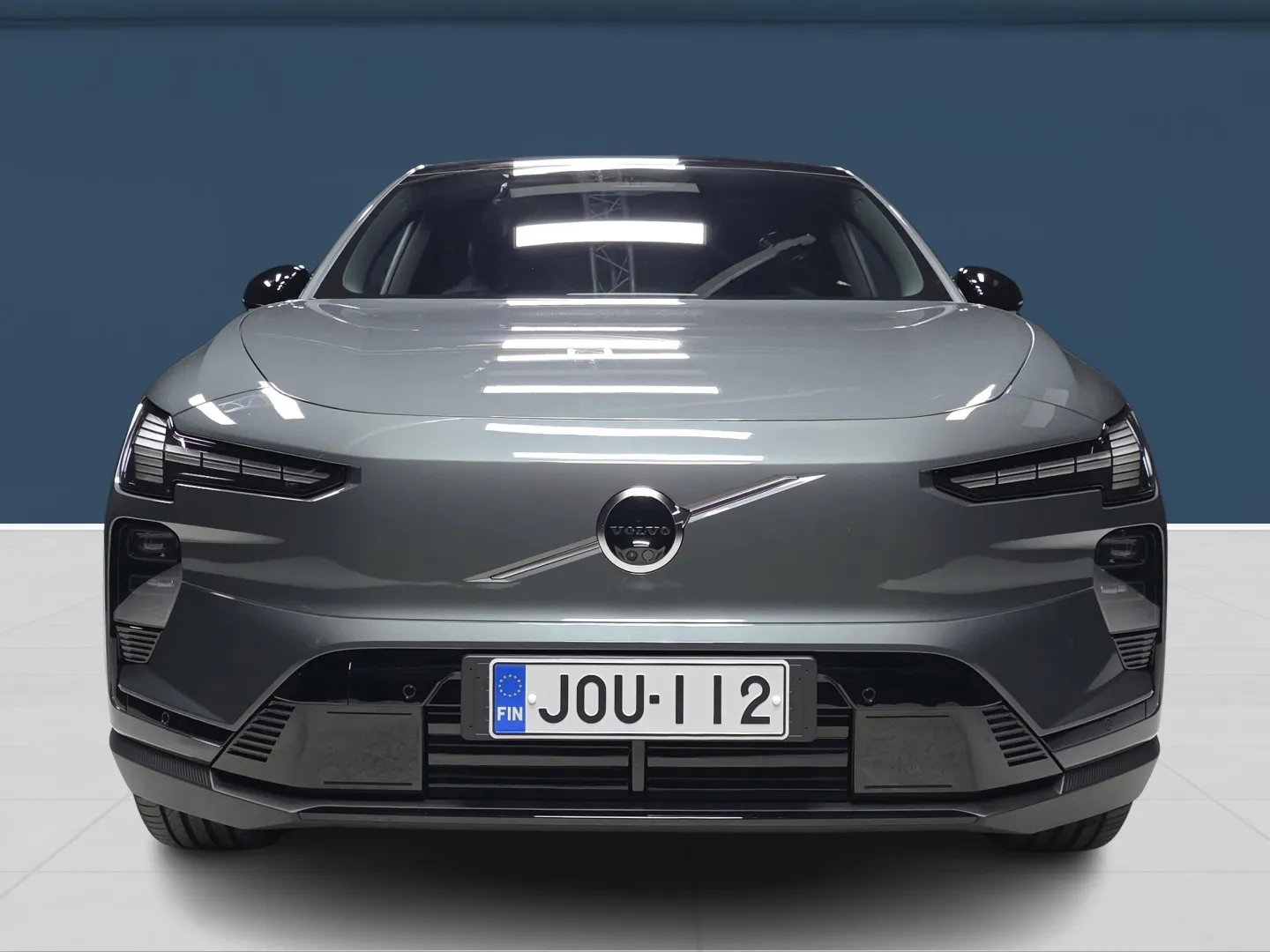 Autokuva 2 - JOU-112