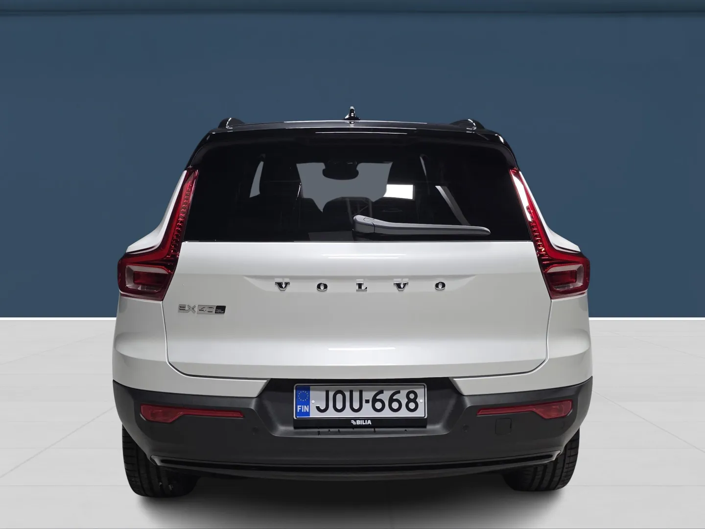 Autokuva 5 - JOU-668