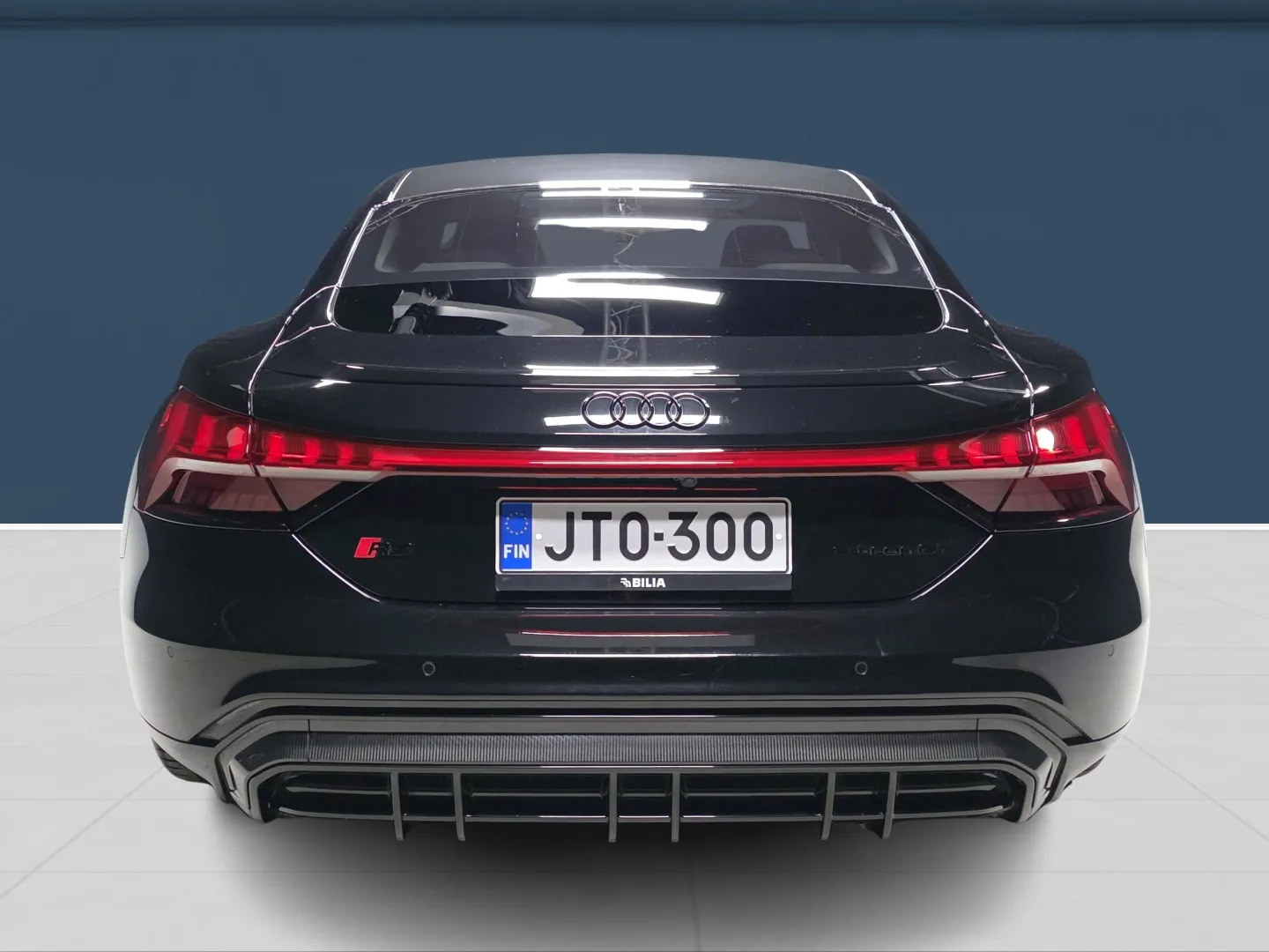 Autokuva 5 - JTO-300