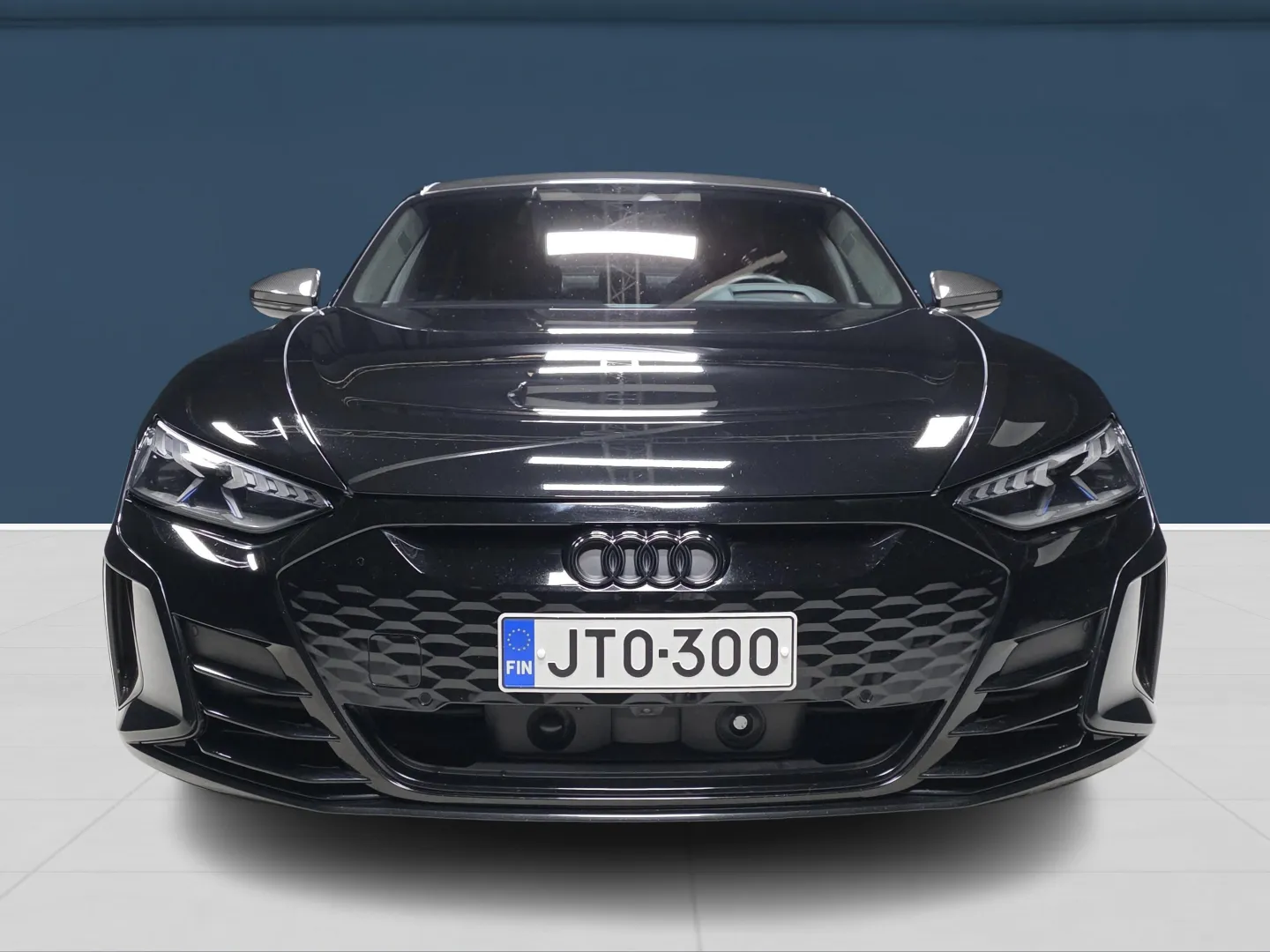 Autokuva 2 - JTO-300