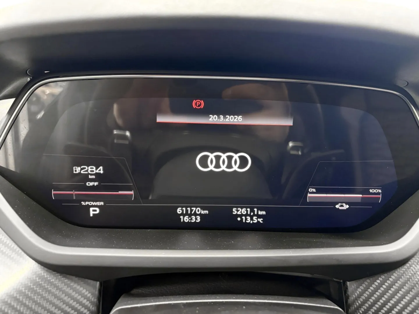 Autokuva 6 - JTO-300