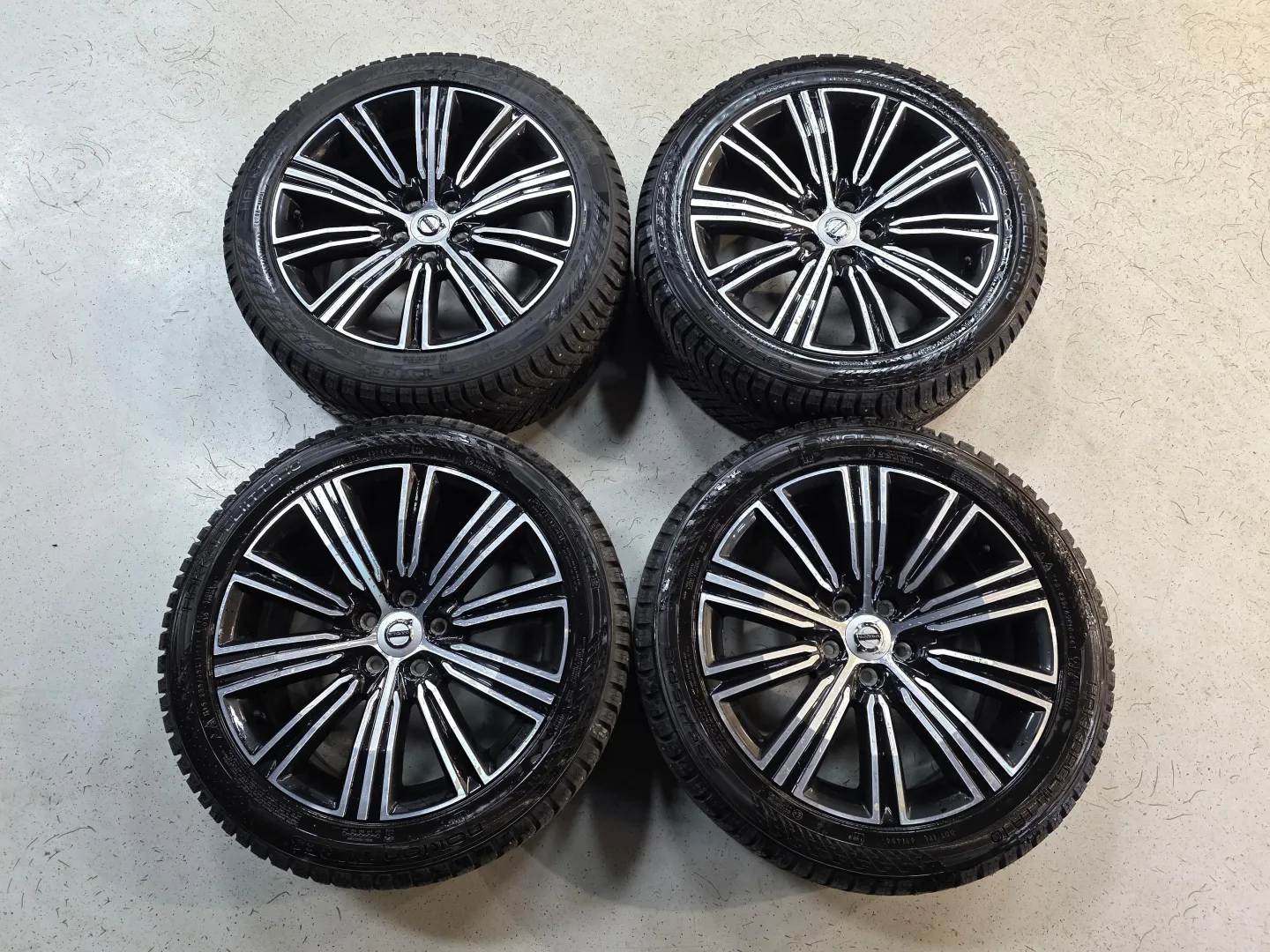 Autokuva 12 - JTS-156