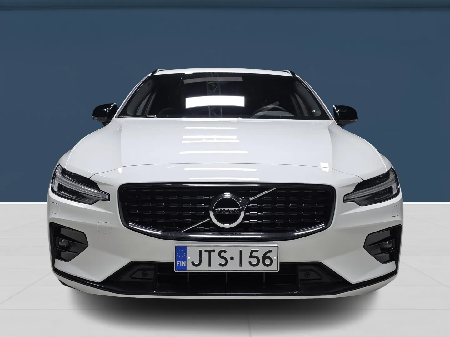 Autokuva 2 - JTS-156