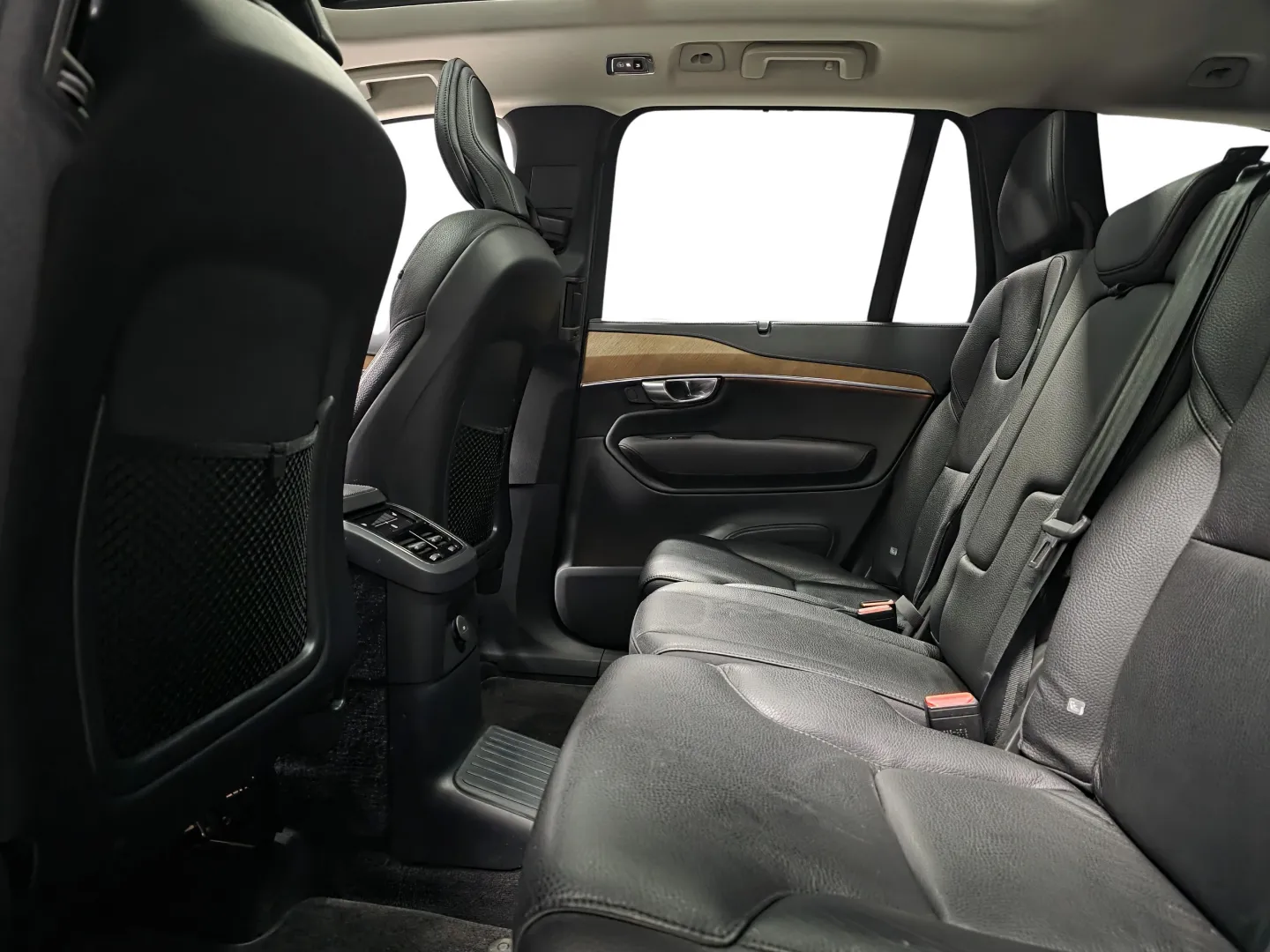 Autokuva 9 - JTS-249